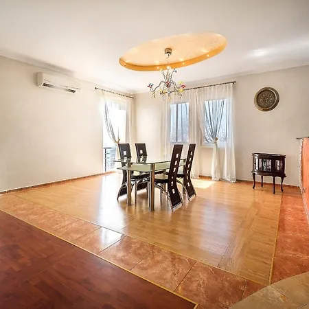 Luxury Over Budva فيلة