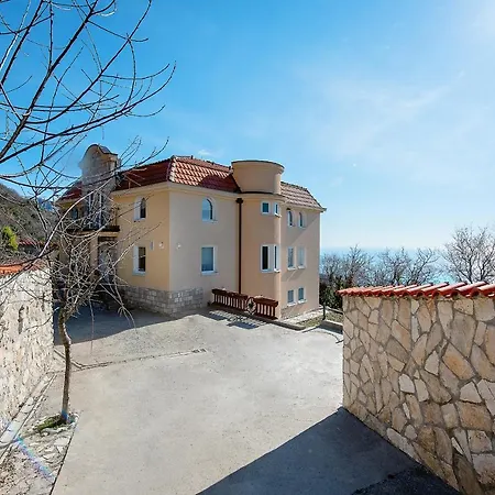فيلة Luxury Over Budva بودغوريتْسا