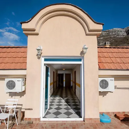 Вилла Luxury Over Budva